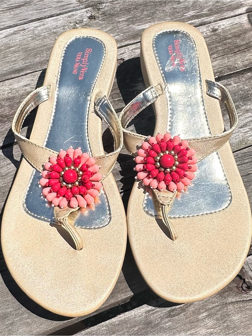 Simply Vera Gold Flip Flop Sandals Pink Coral Beaded Floral Accent 9-10
